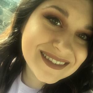 Meet your Posher, Alicia